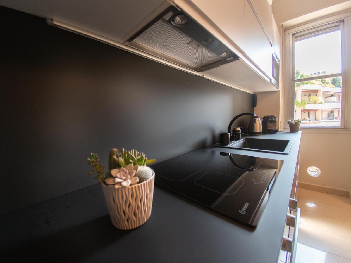 Sium'S Apartment Комо Экстерьер фото